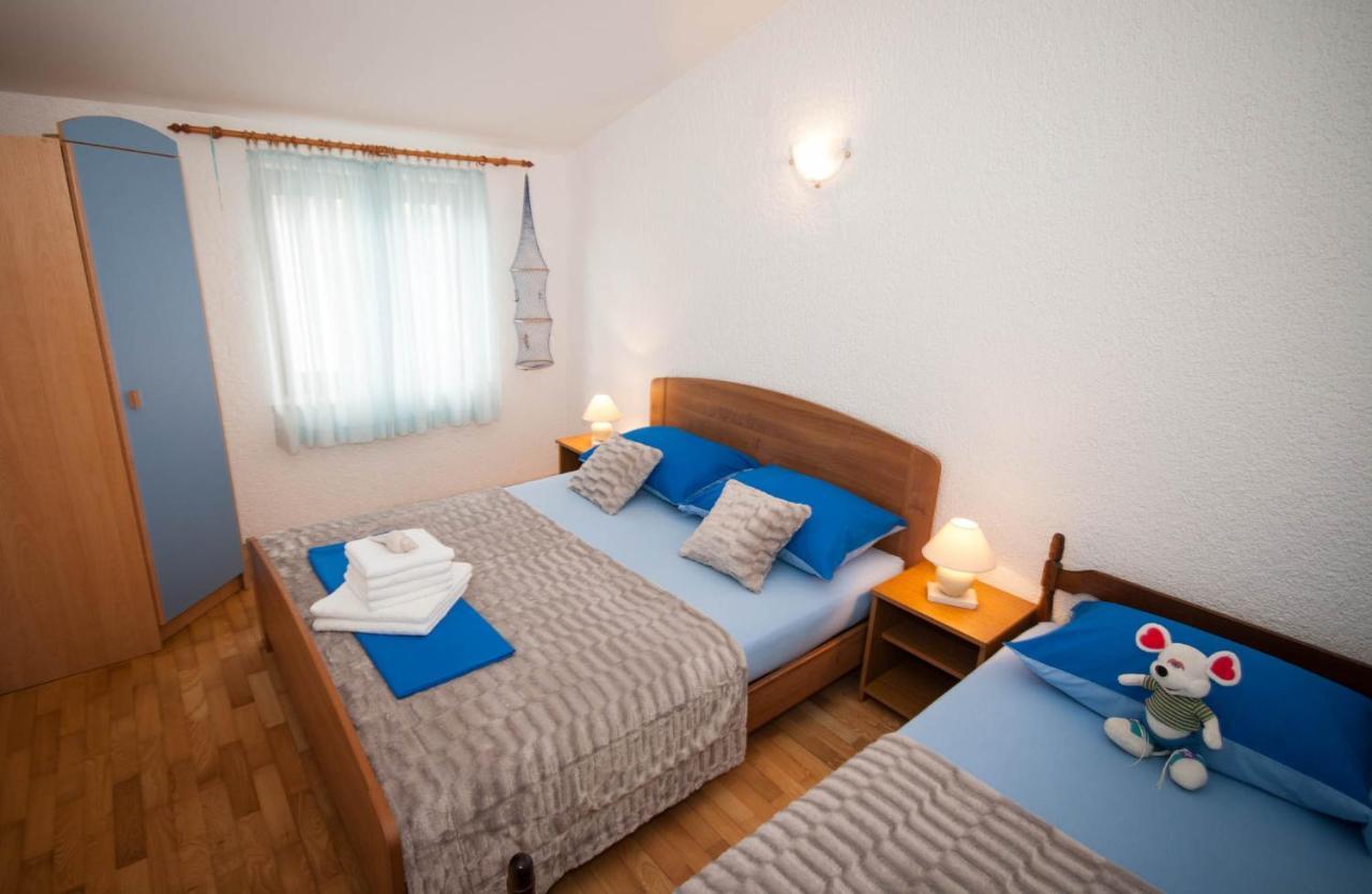באסקה Apartments Mikulina מראה חיצוני תמונה
