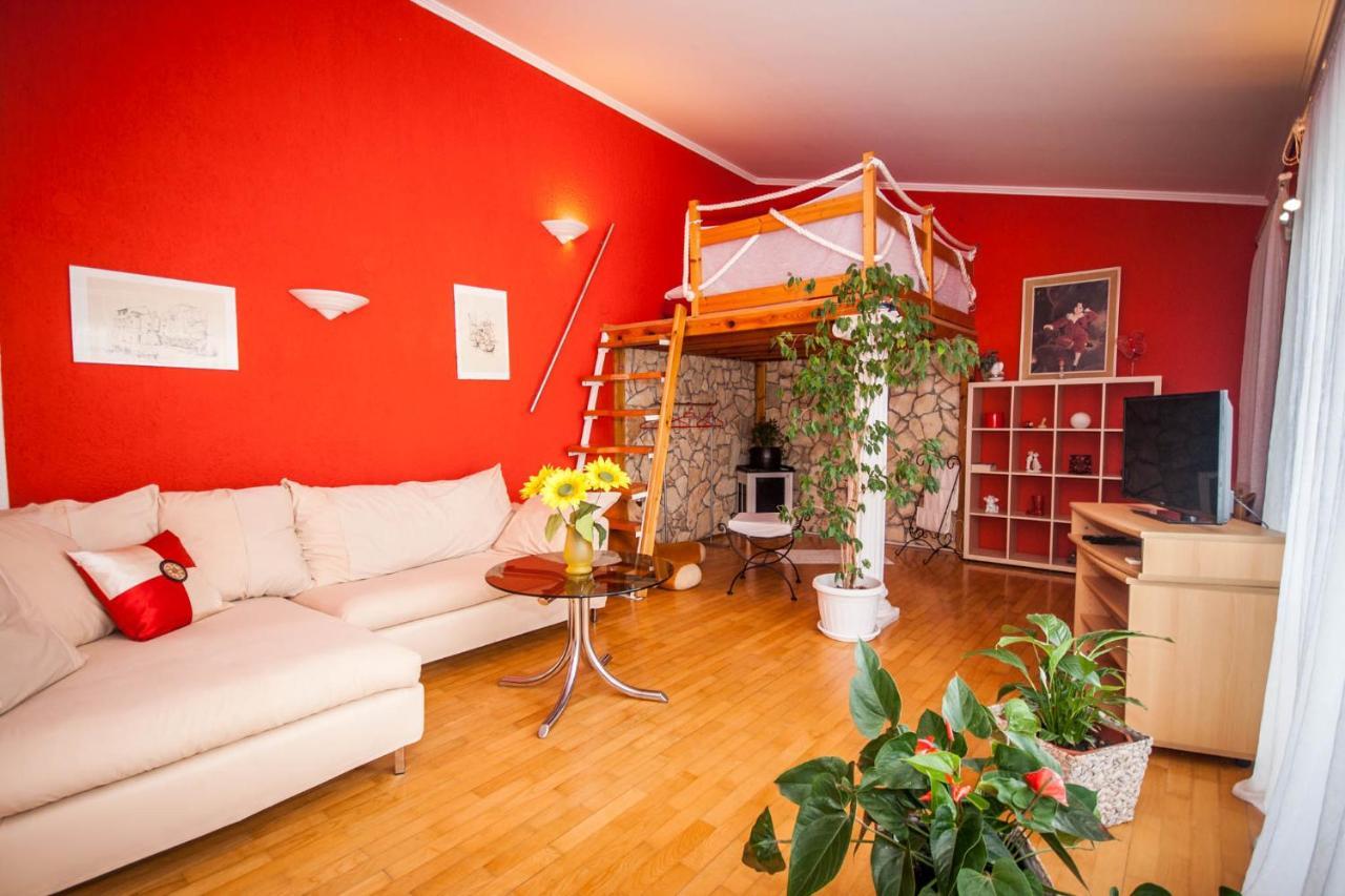 באסקה Apartments Mikulina מראה חיצוני תמונה
