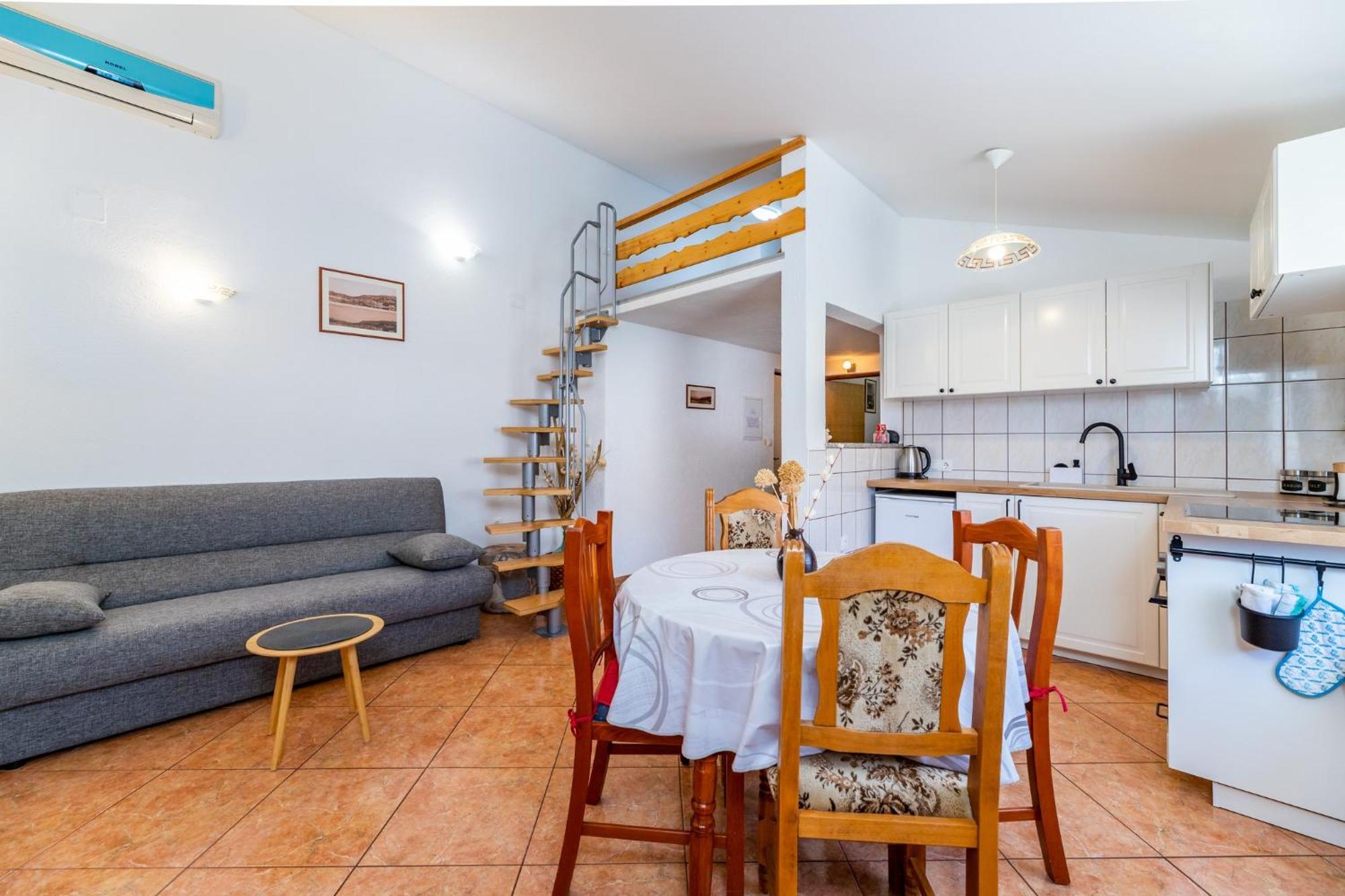 באסקה Apartments Mikulina מראה חיצוני תמונה