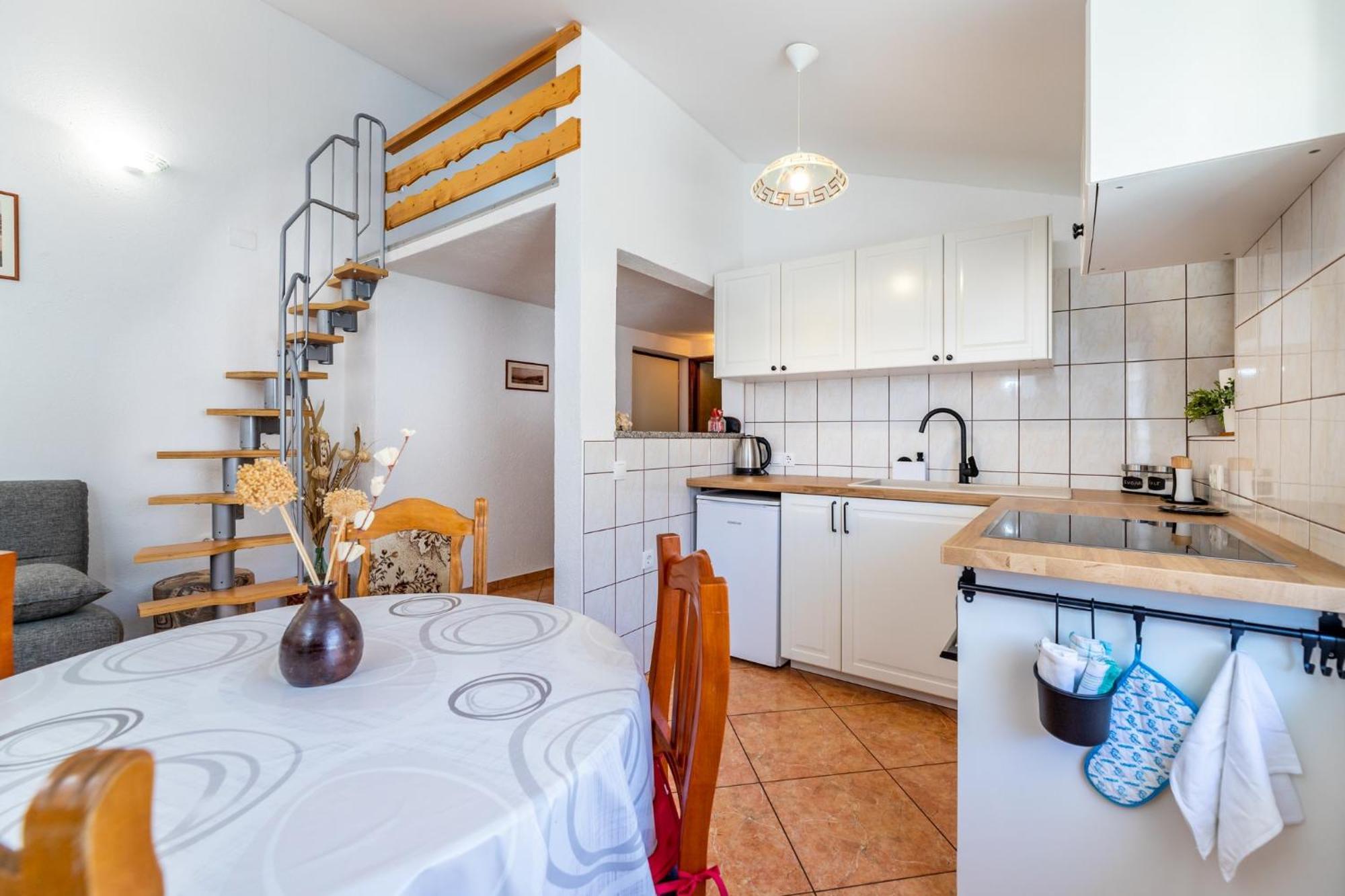 באסקה Apartments Mikulina מראה חיצוני תמונה